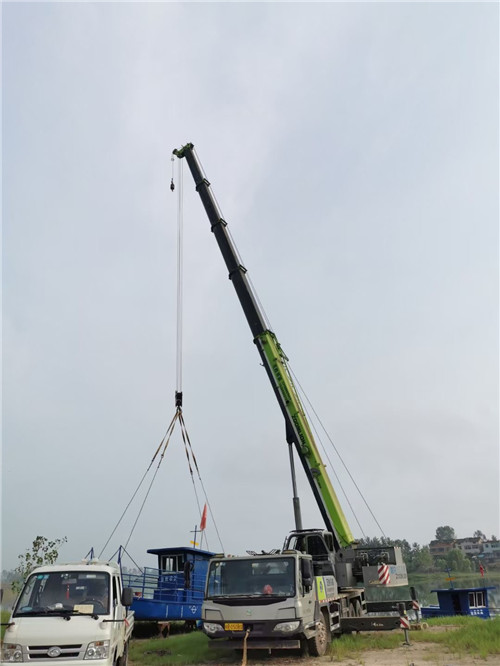 鹤山市桥梁建设吊装案例